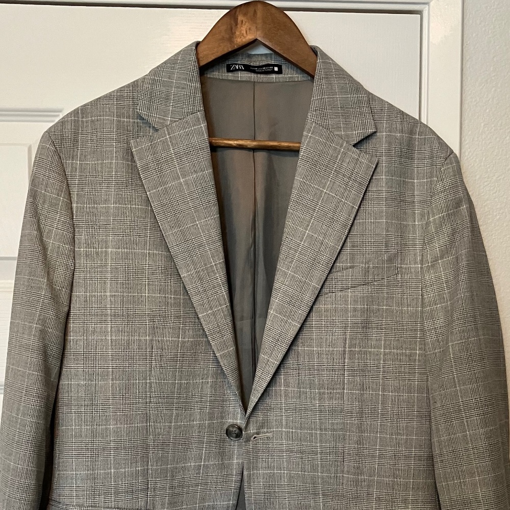 Zara Men’s Blazer lightweight (sz 38)